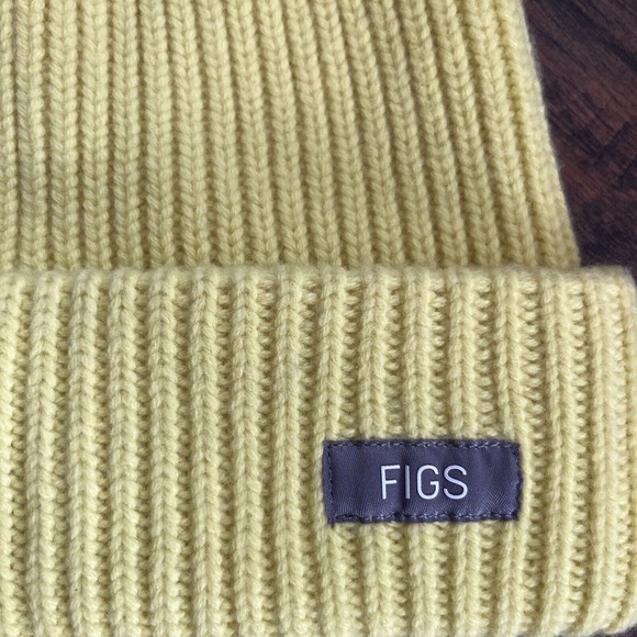New FIGS Ribbed Oversized Merino Wool Cable Knit Beanie Yellow Unisex Hat Cap - Picture 2 of 6